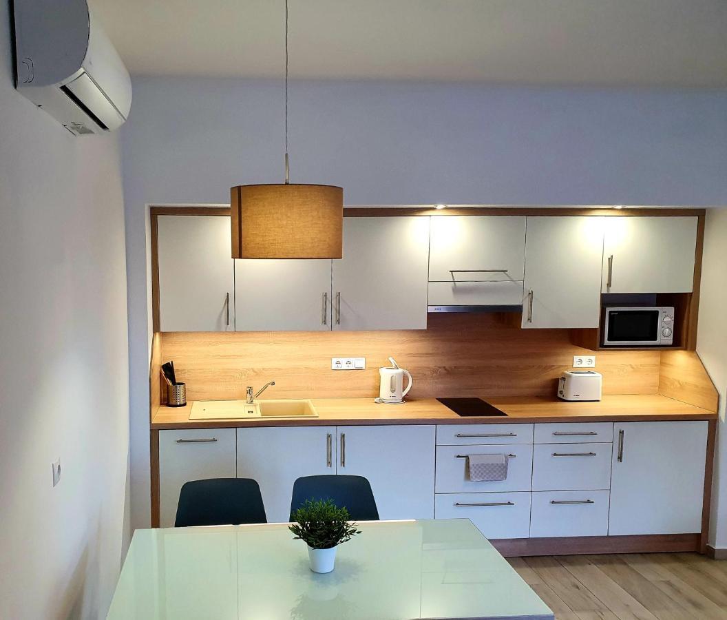 Maya Apartment Sárvár Eksteriør bilde