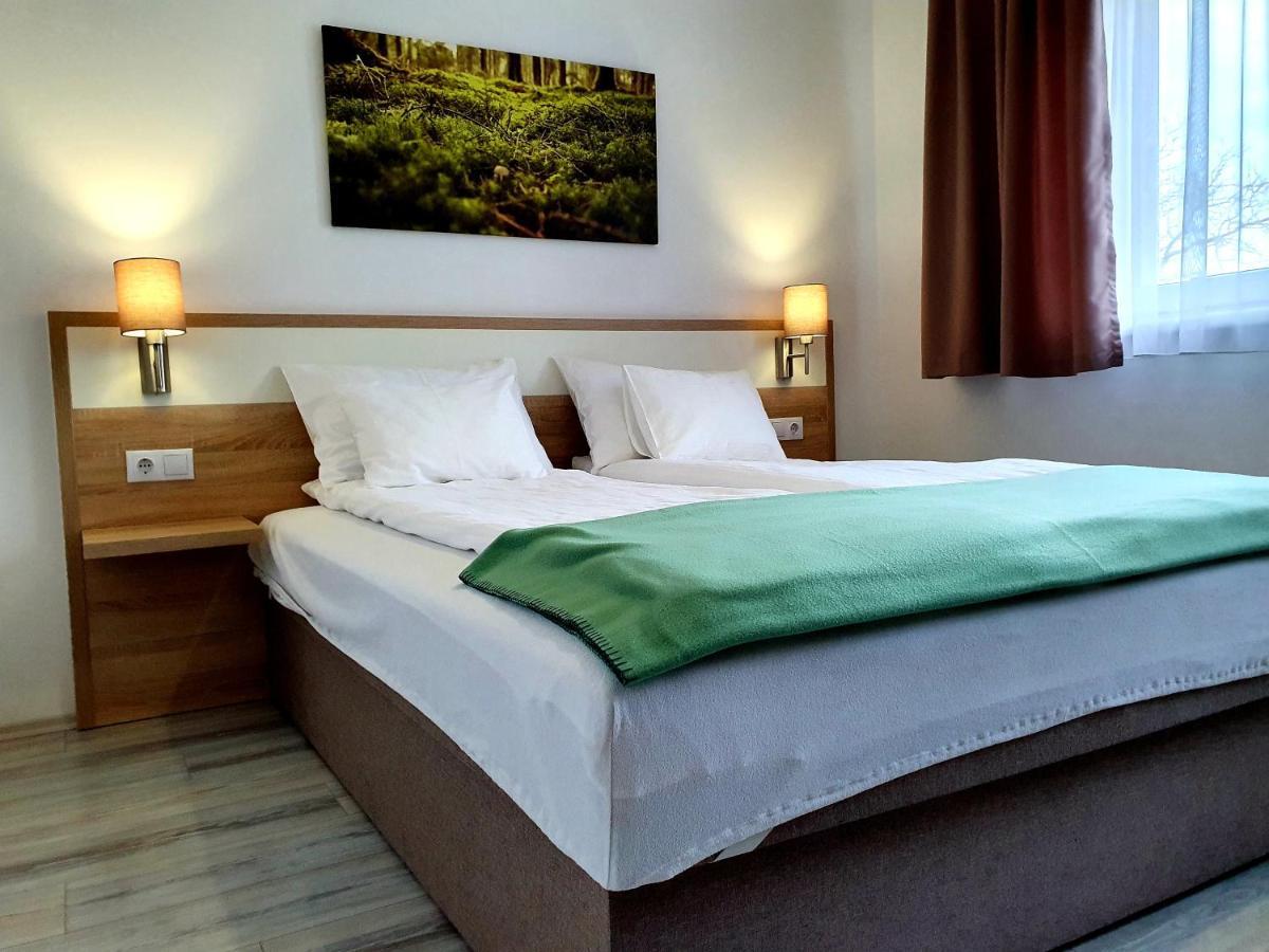 Maya Apartment Sárvár Eksteriør bilde