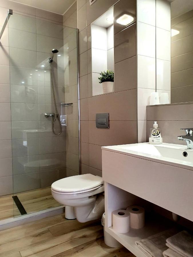 Maya Apartment Sárvár Eksteriør bilde
